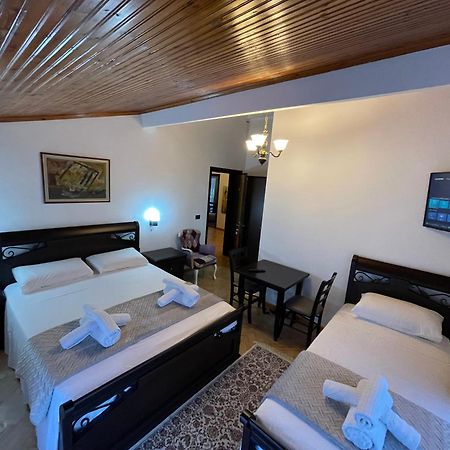 Vila At Berat Exterior photo