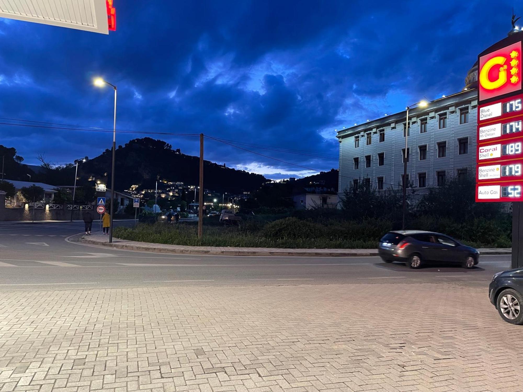 Vila At Berat Exterior photo