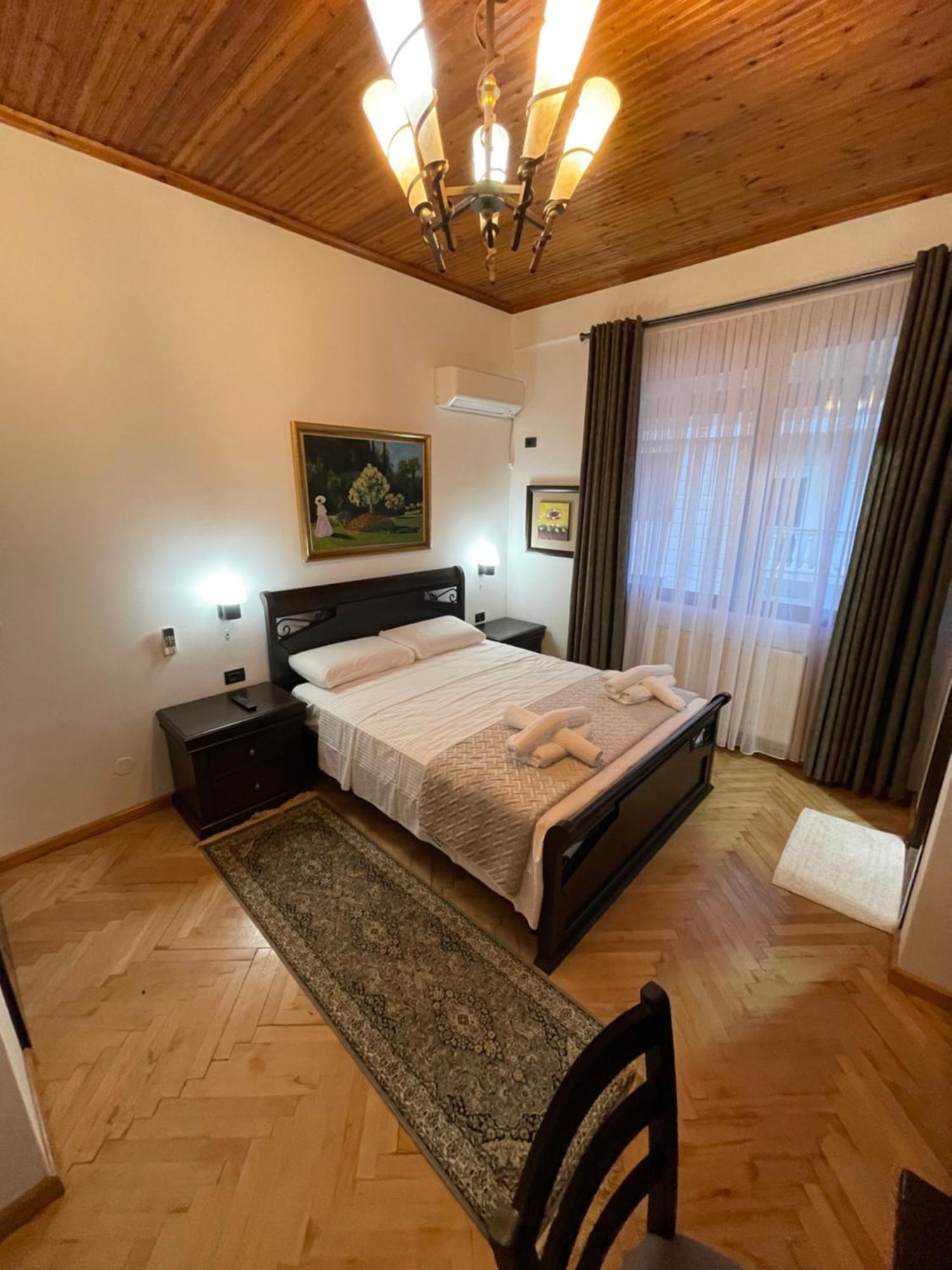 Vila At Berat Exterior photo